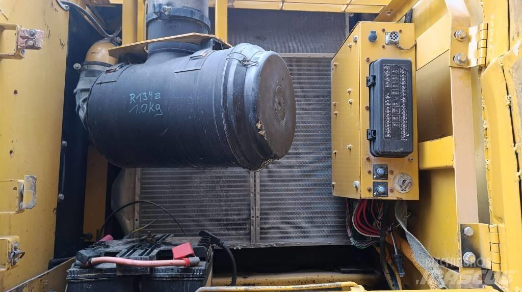 CAT 330 CL Pelle sur chenilles