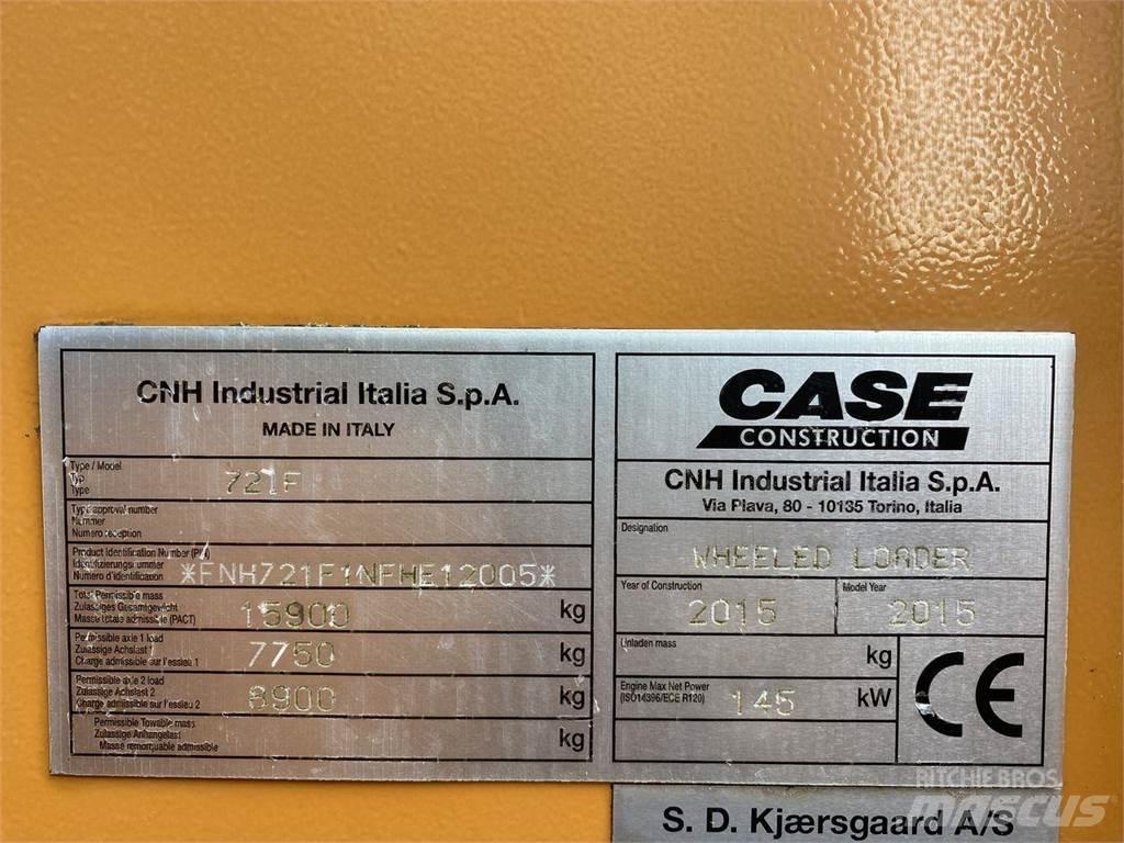 CASE 721F Chargeuse sur pneus