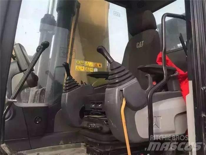CAT 329 D Pelle sur chenilles