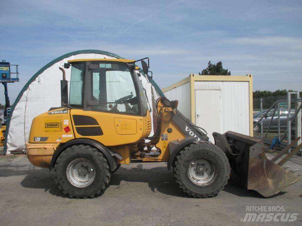 Volvo L 25 F Chargeuse sur pneus