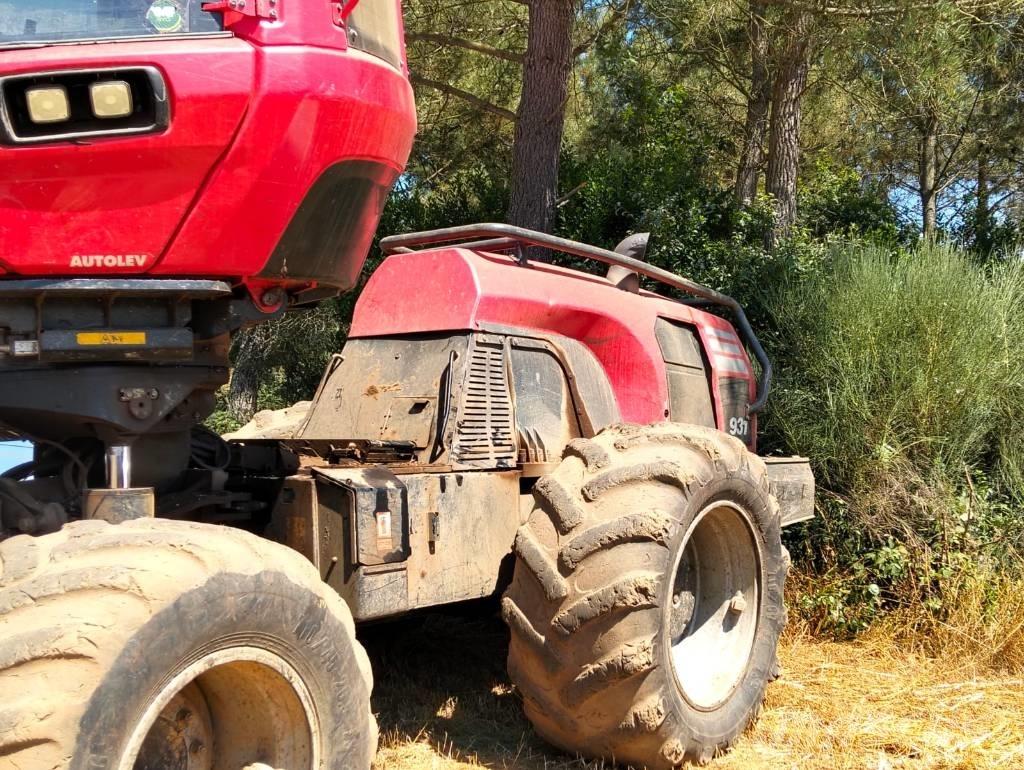 Komatsu 931 Abatteuse