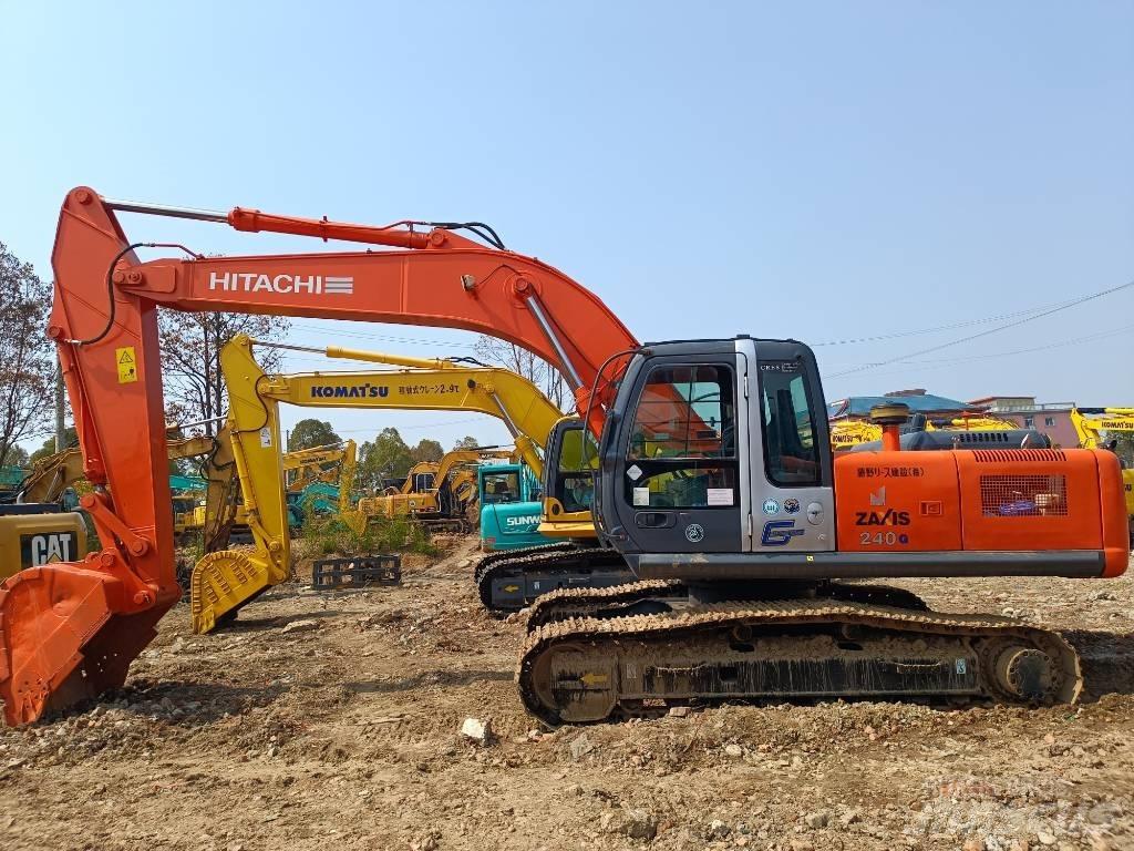 Hitachi ZX 240 Pelle sur chenilles