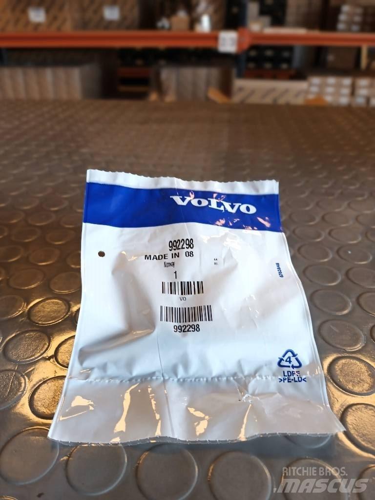 Volvo NIPPLE 992298 Transport - Autres
