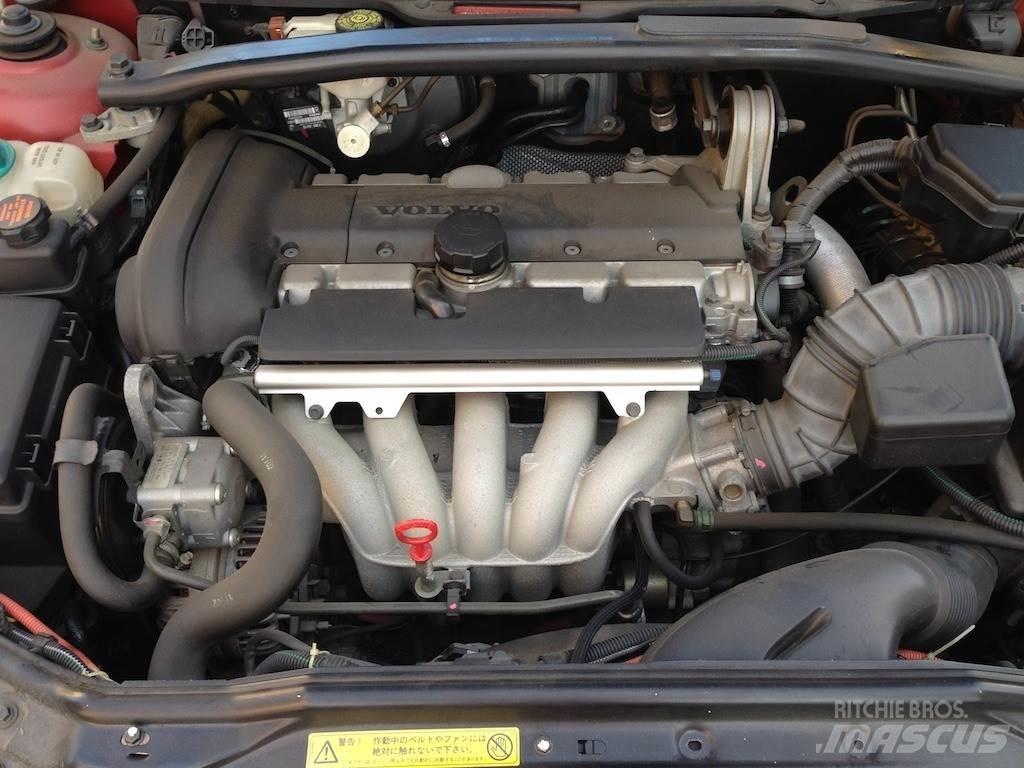 Volvo LA-SB5244W Voiture