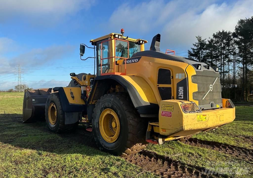Volvo L 260 H Chargeuse sur pneus