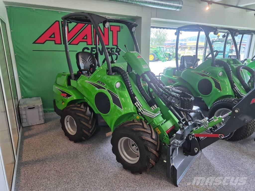 Avant 635 Chargeuse compacte