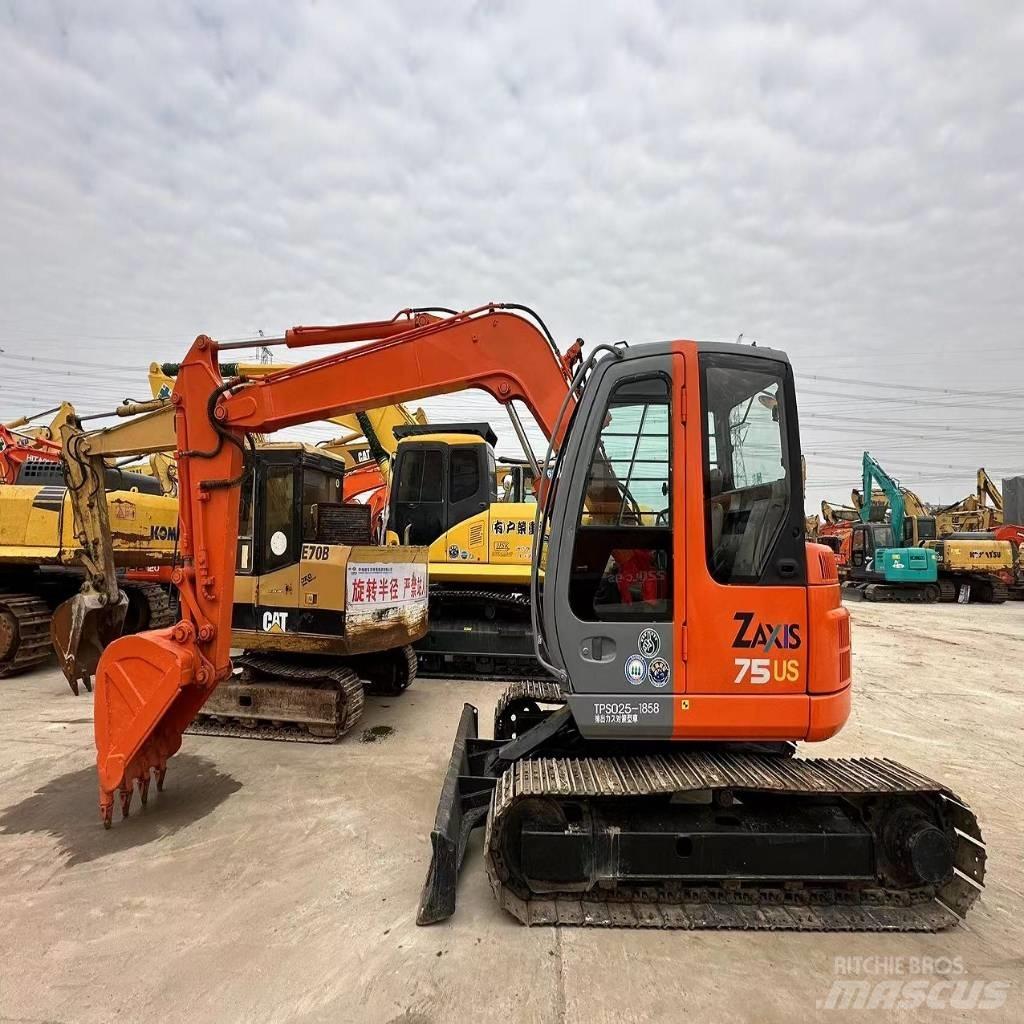 Hitachi ZX 75 US Mini pelle 7t-12t