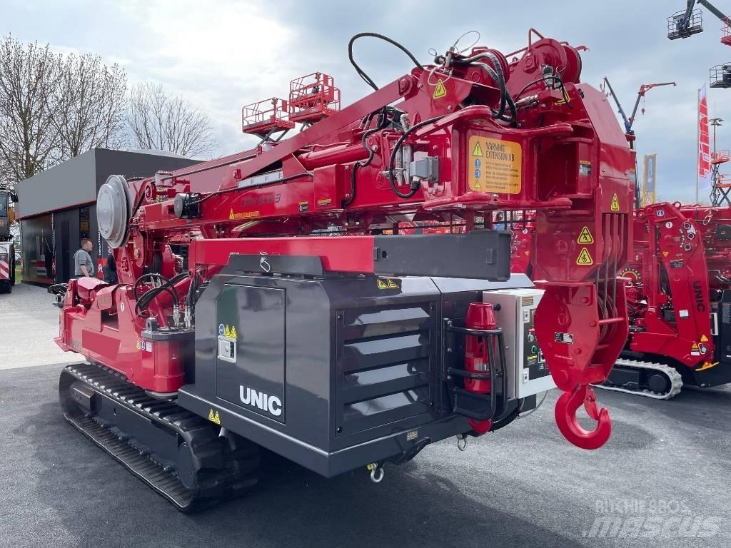 Unic URW-806-3 Grue sur chenilles