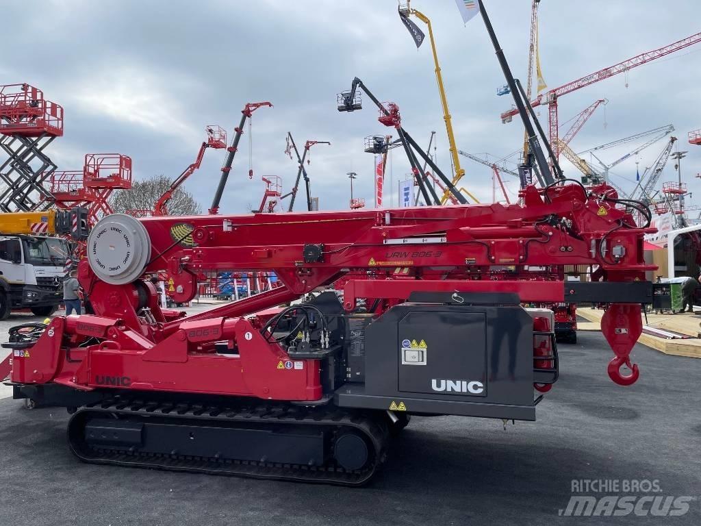 Unic URW-806-3 Grue sur chenilles