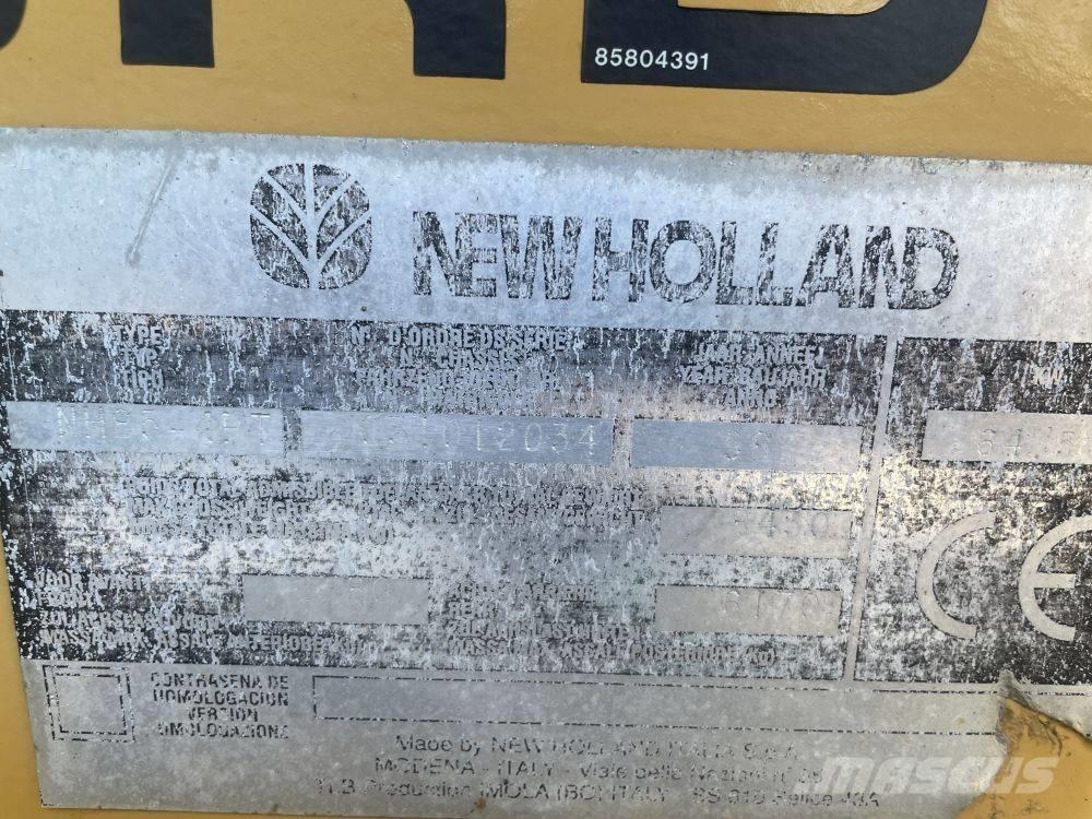 New Holland NH 85 Tractopelle