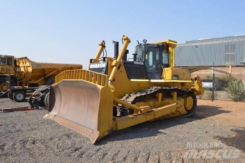 Komatsu D155-5 Bouteurs sur chenilles