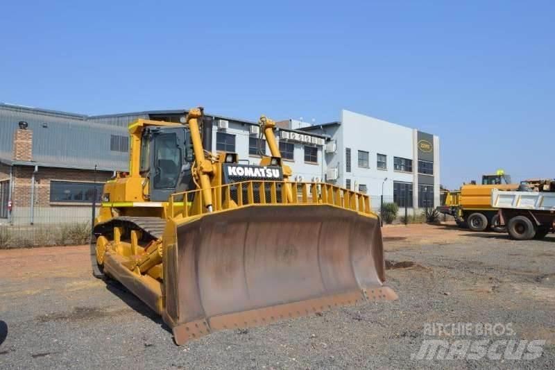 Komatsu D155-5 Bouteurs sur chenilles