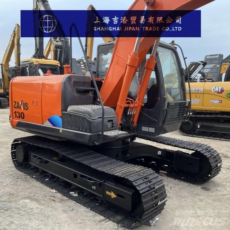 Hitachi ZX 130 Pelle sur chenilles