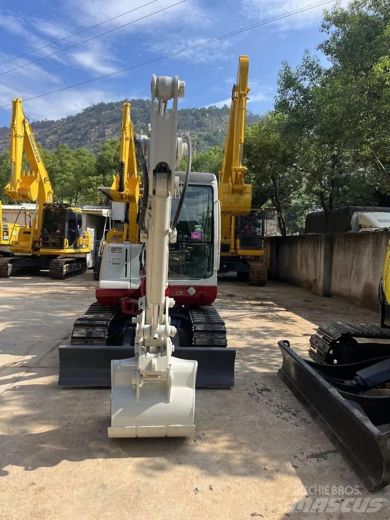 Takeuchi TB150C Pelle sur chenilles
