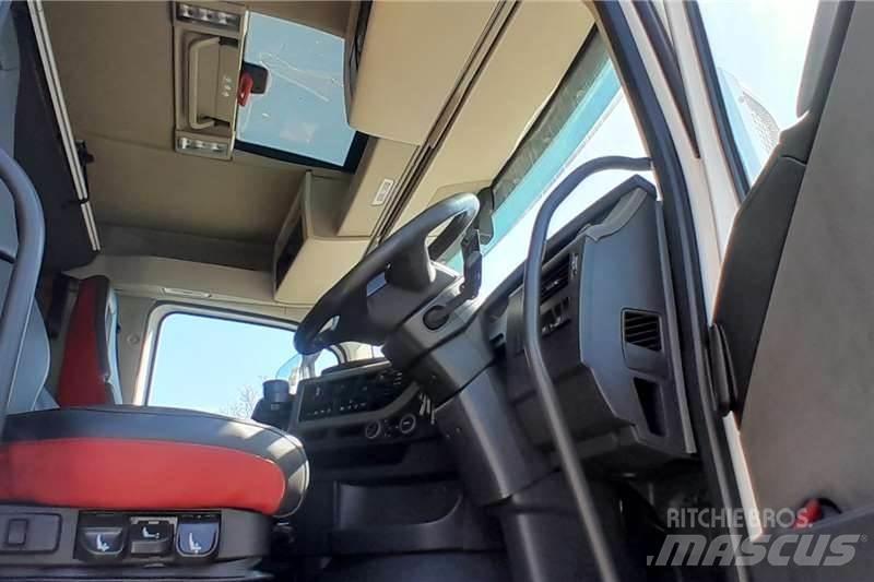 Volvo FH 440 Autre camion