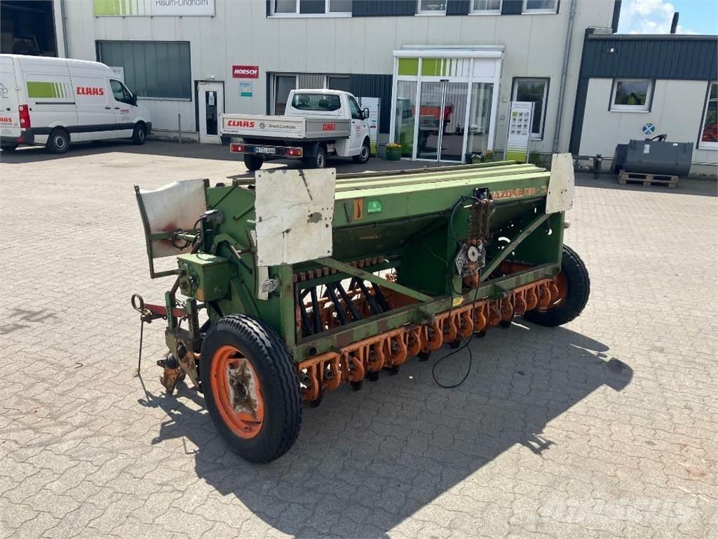 Amazone D8 / 30 E Semoir