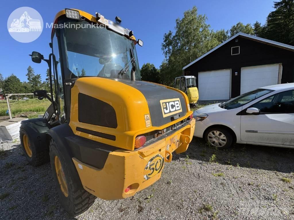 JCB 413 K Chargeuse sur pneus