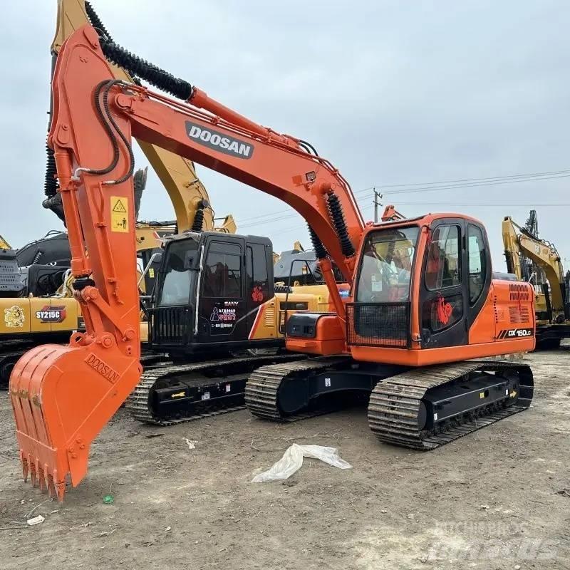 Doosan DX 150 Pelle sur chenilles