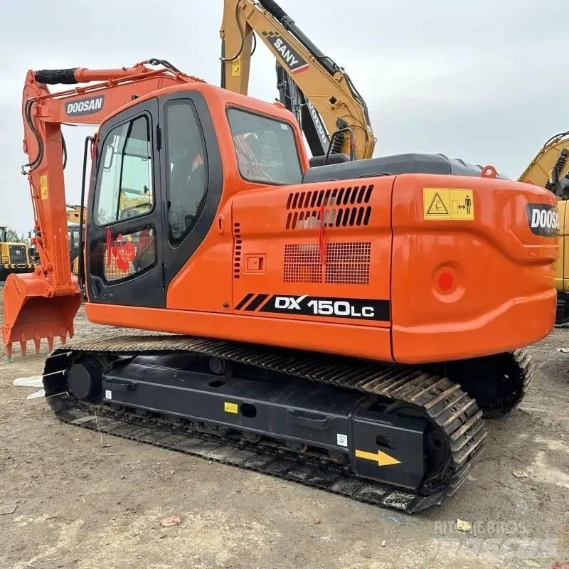 Doosan DX 150 Pelle sur chenilles
