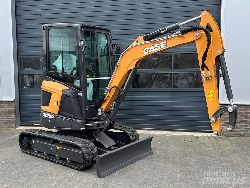 CASE CX 25 D Mini pelle < 7t