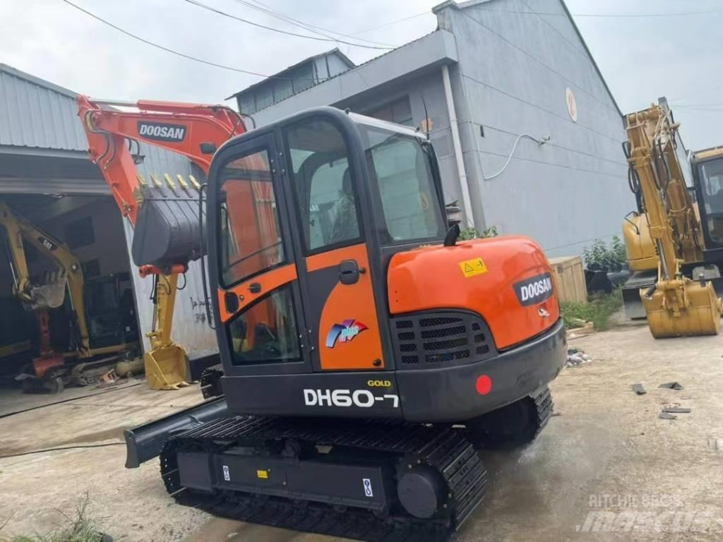 Doosan DH 60 Mini pelle < 7t