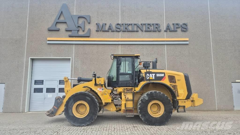 CAT 966 M Chargeuse sur pneus