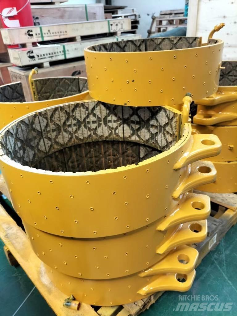 Komatsu D155 Freins