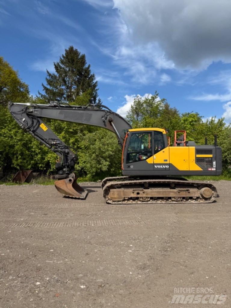 Volvo EC 220 EL Pelle sur chenilles
