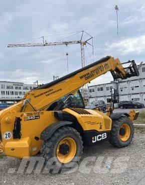 JCB 540-140 Chariot télescopique