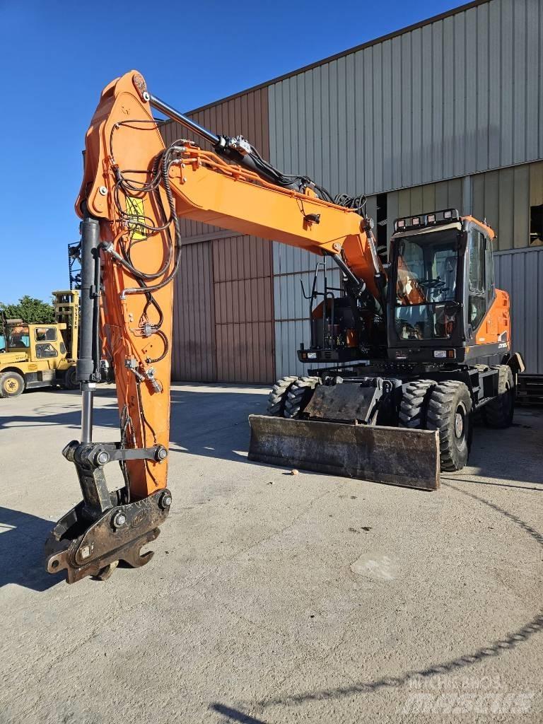 Doosan DX 165 W-5 Pelle sur pneus