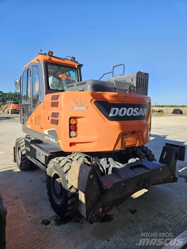 Doosan DX 165 W-5 Pelle sur pneus