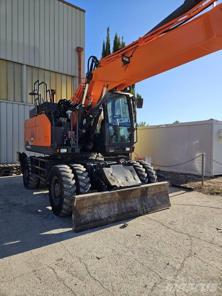 Doosan DX 165 W-5 Pelle sur pneus