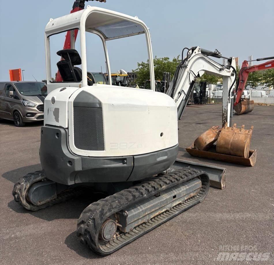 Neuson 38 Z 3 RD Mini pelle < 7t