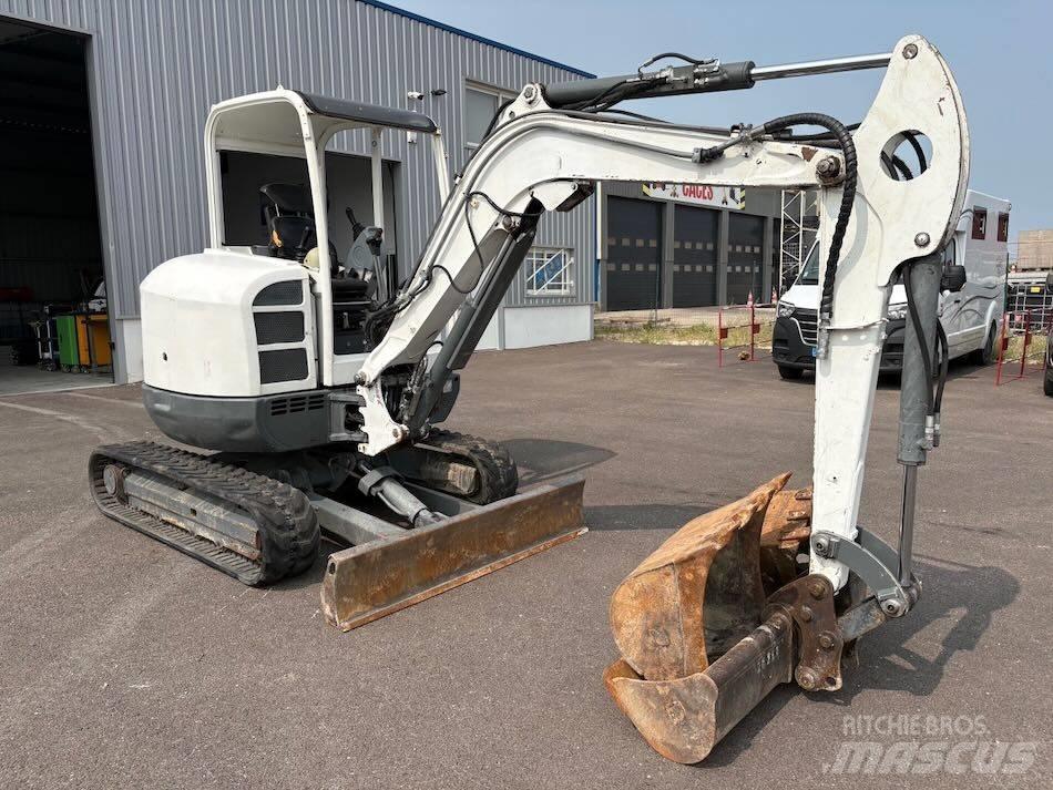 Neuson 38 Z 3 RD Mini pelle < 7t
