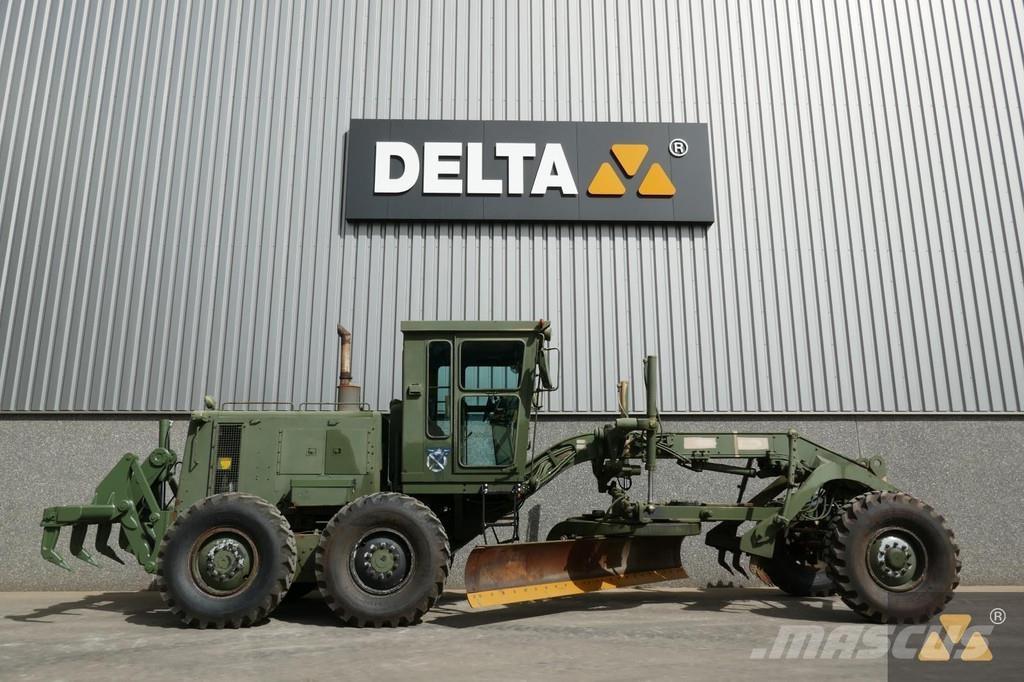 CAT 130G Ex-army Niveleuse