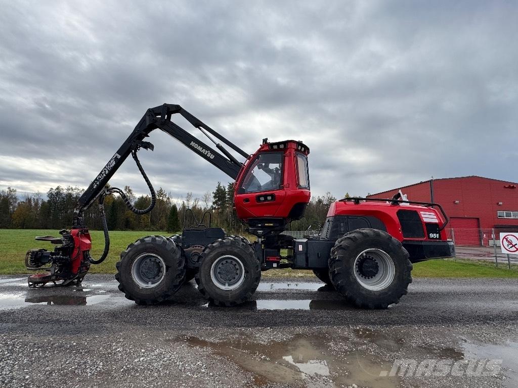 Komatsu 951 Abatteuse