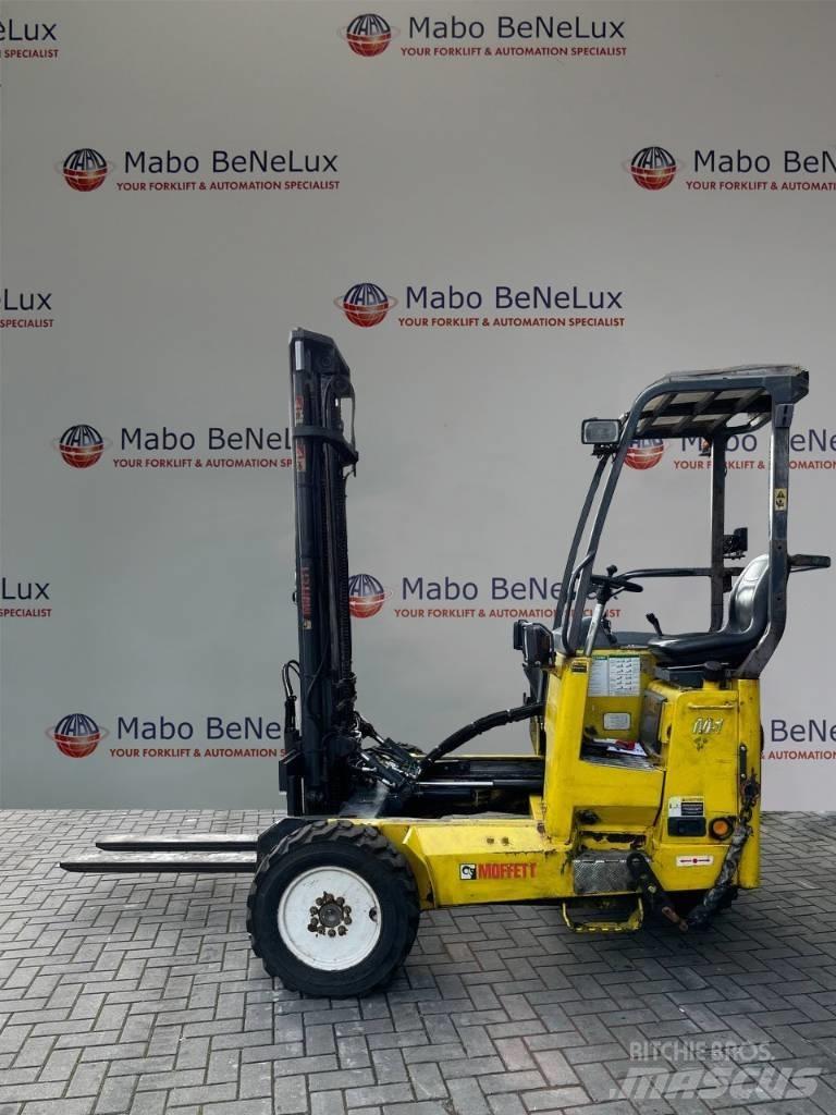 Moffett M5 Chariot élevateur pour camion