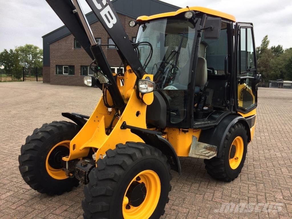 JCB 406 Chargeuse sur pneus