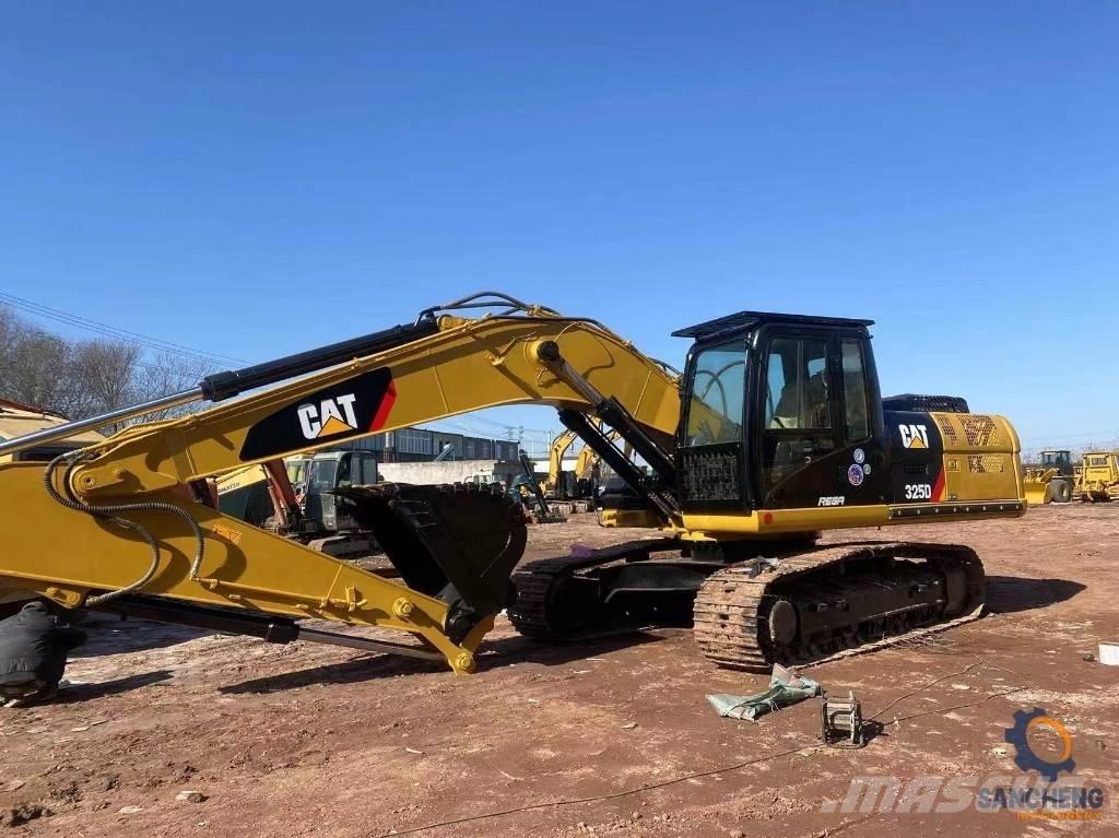 CAT 325 D Pelle sur chenilles