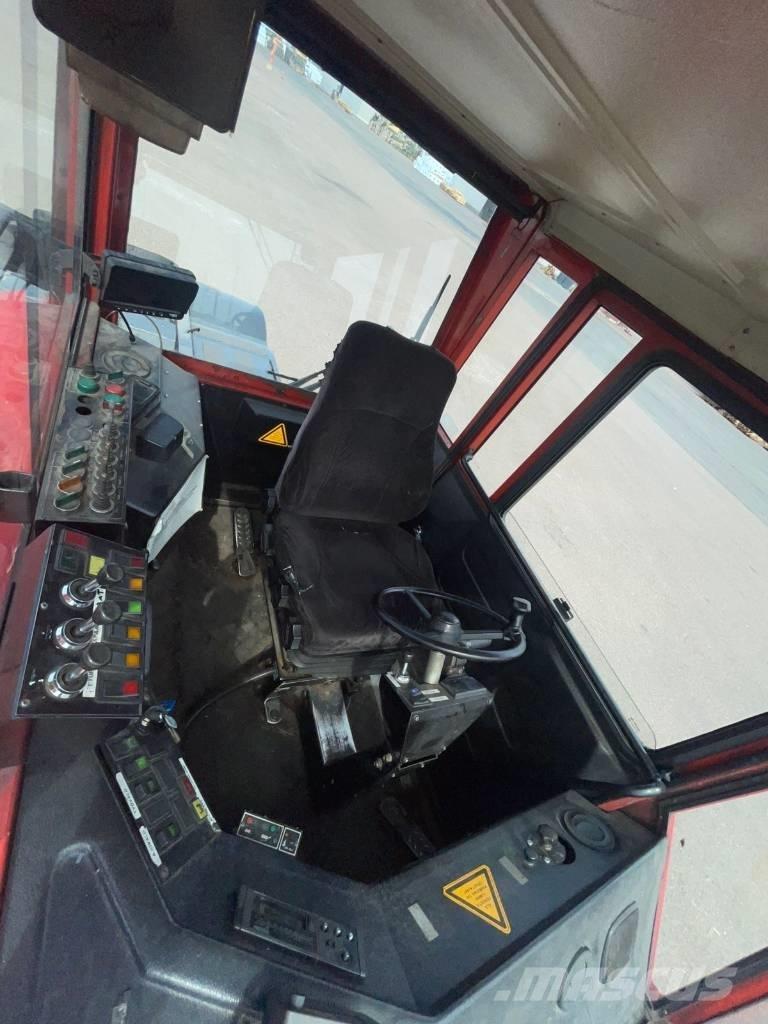 Sisu TR180CL Tracteur de manœuvre