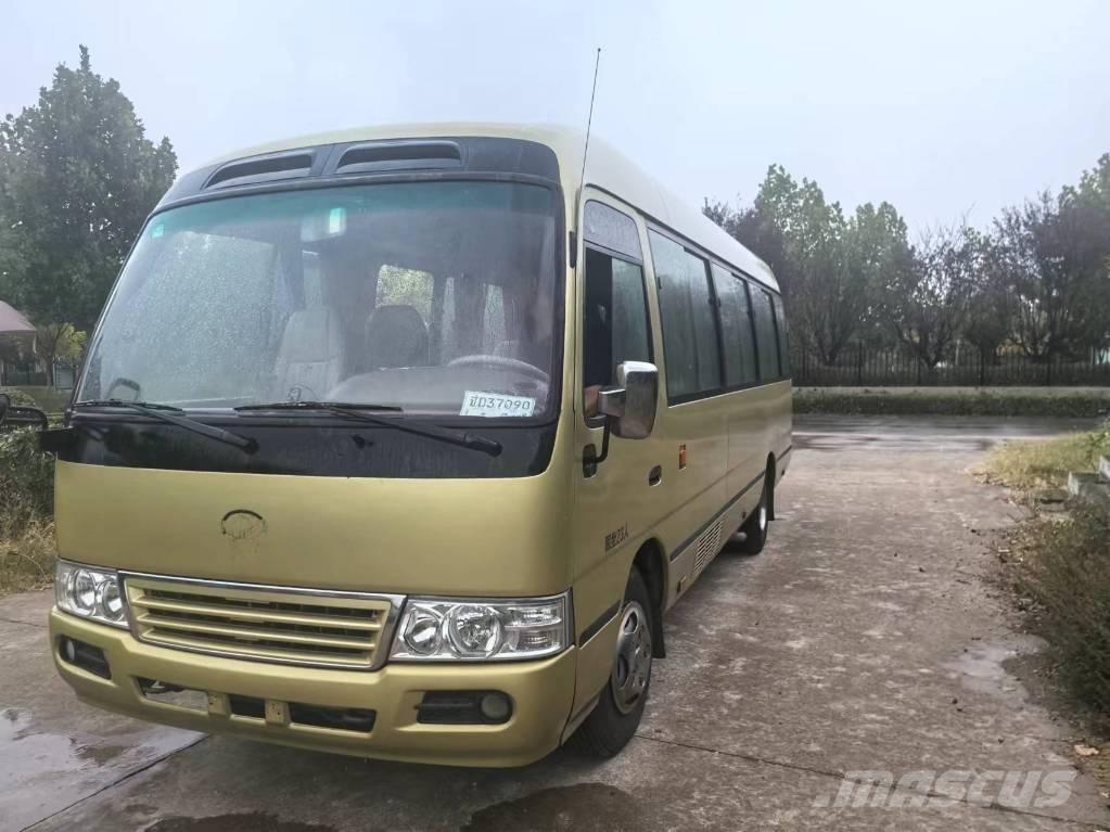 Toyota Coaster Autobus interurbain