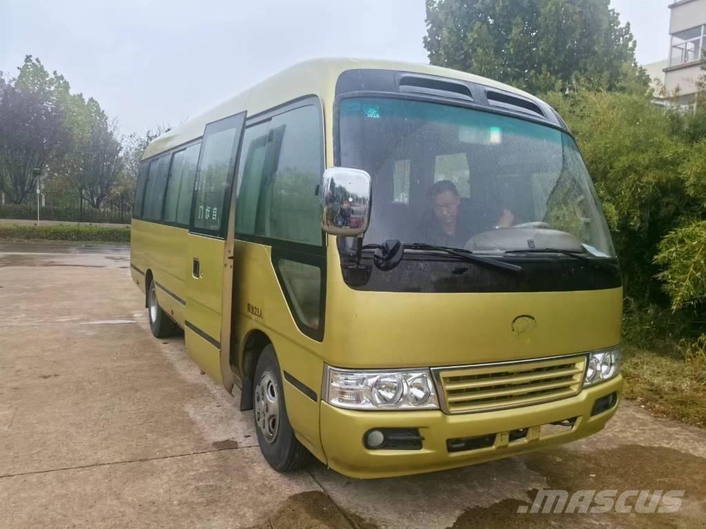 Toyota Coaster Autobus interurbain