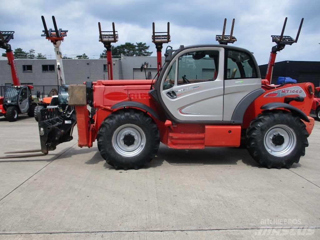 Manitou MT 1440 (124) Chariot télescopique