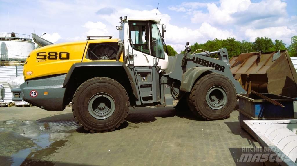 Liebherr L 580 Chargeuse sur pneus