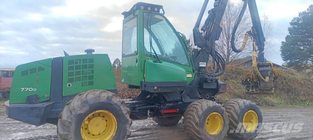 John Deere 770 D Abatteuse