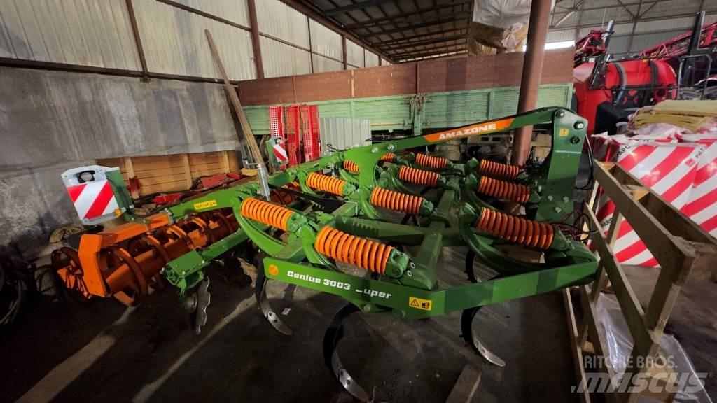 Amazone CENIUS Déchaumeur, cultivateur