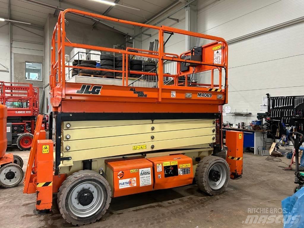 JLG M 4069 LE Nacelle ciseaux