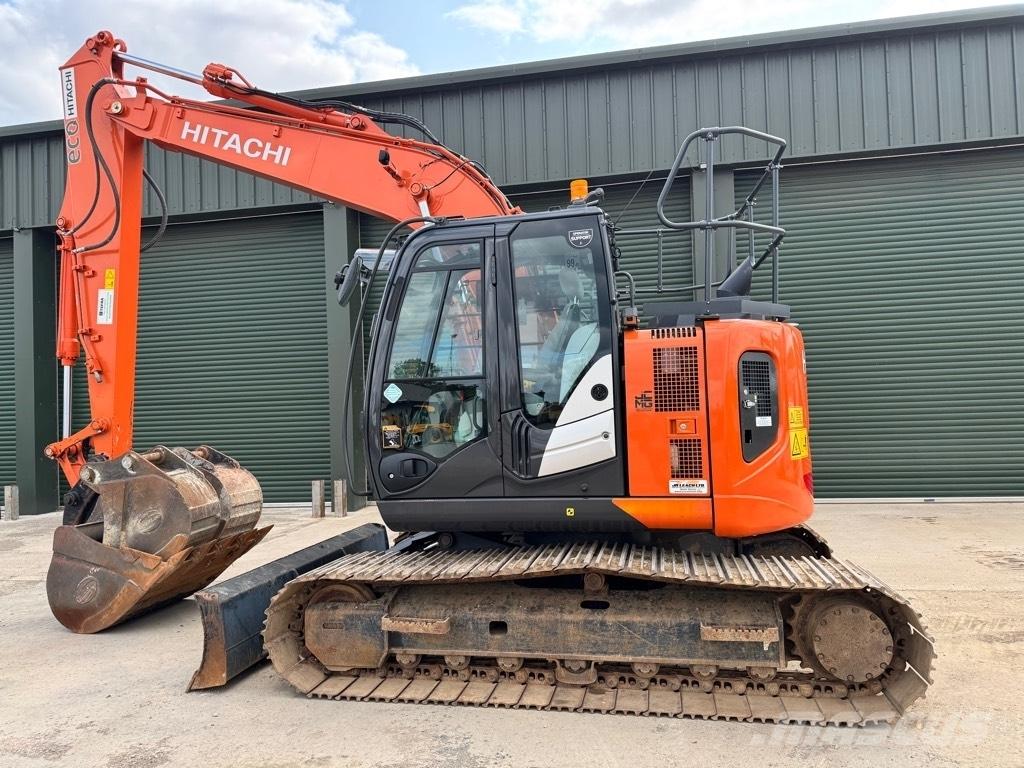 Hitachi ZX 135USBL-6 Pelle sur chenilles