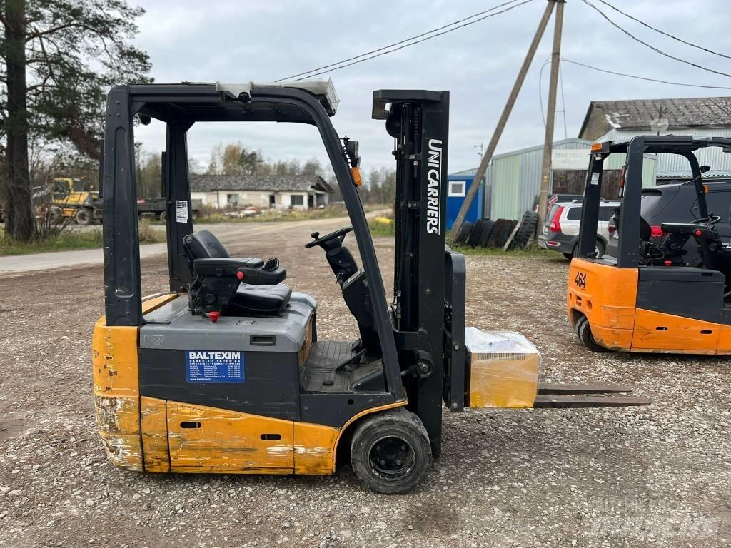 UniCarriers TX 3 18 Chariots élévateurs électriques