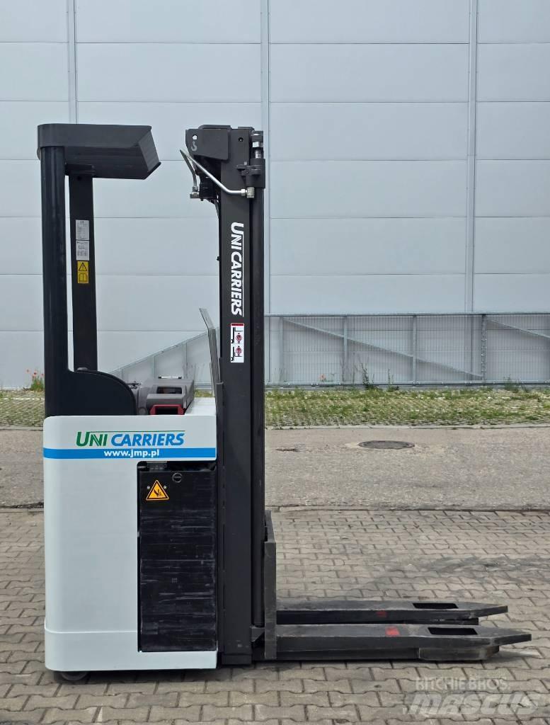 UniCarriers ASN 160 Chariot à mât rétractable
